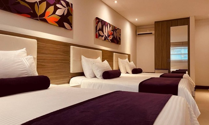 Astorga Hotel | Loyds Hotel