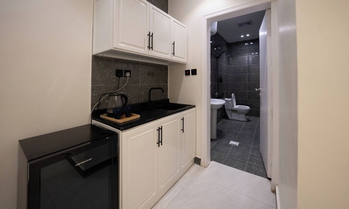 Riyadh Apartment | LP36.4 - Stylish Studio Apt Near Boulevard World