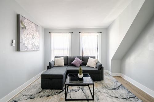 Black Rock Historic District Apartment | Lrg 2 Bedroom apart in BlackRock