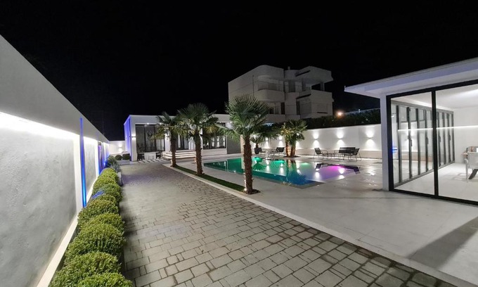 Rrushkull Villa | LT Luxury Villa