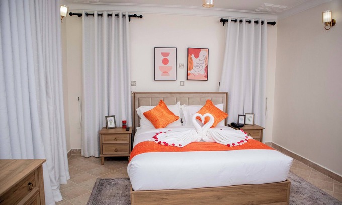 Eldoret Villa | Lux Suites Blueberry Carlino Villa Eldoret
