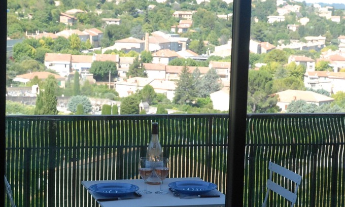 Apt Apartment | Luberon Apt large apartment F4