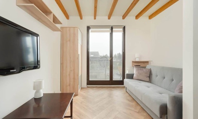 Krzyki Apartment | Lubinowa 1G Spacious Apartment Balcony
