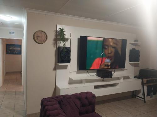 Kareeberg Apartment | Lubsman Apartments