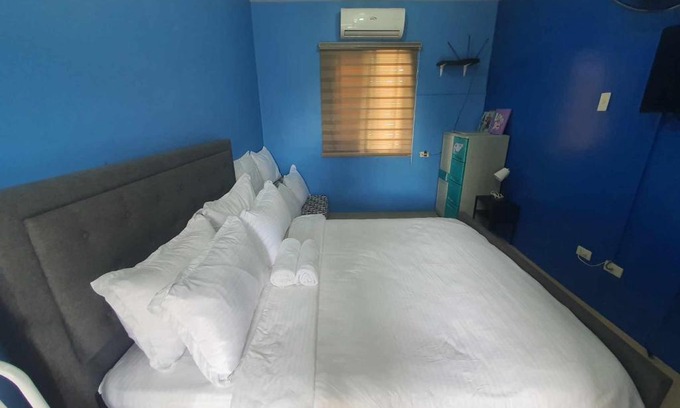 Lucena Apartment | Lucena Meg's Studio Apmnt VIP rm-Near SM-Wifi