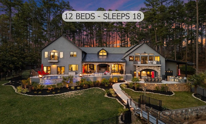 Mayhew House | Lucent Sunset Retreat w/Heated Pool & Game Room