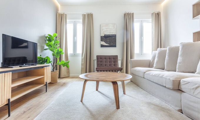 Salamanca Apartment | Luces apartment in Madrid