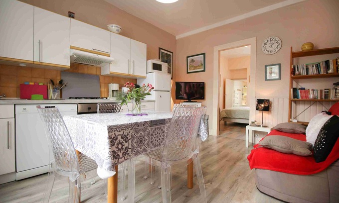 Bagneres-de-Luchon Apartment | Luchon Apartment T2 Downtown Garden Wifi # 1