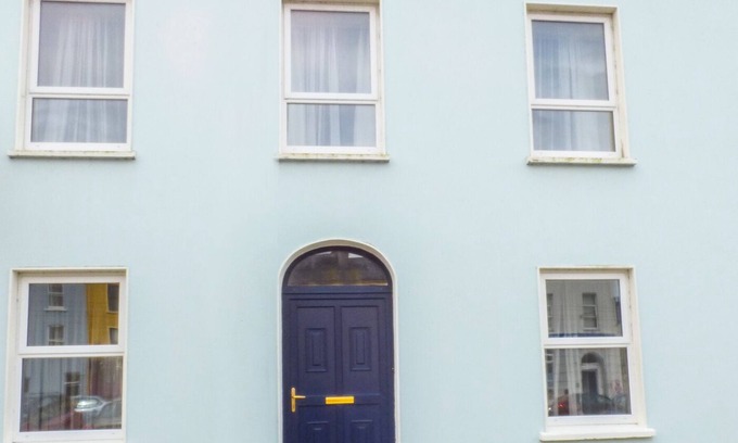 Kilrush Cottage | LUCIDA HOUSE, family friendly in Kilrush, County Clare
