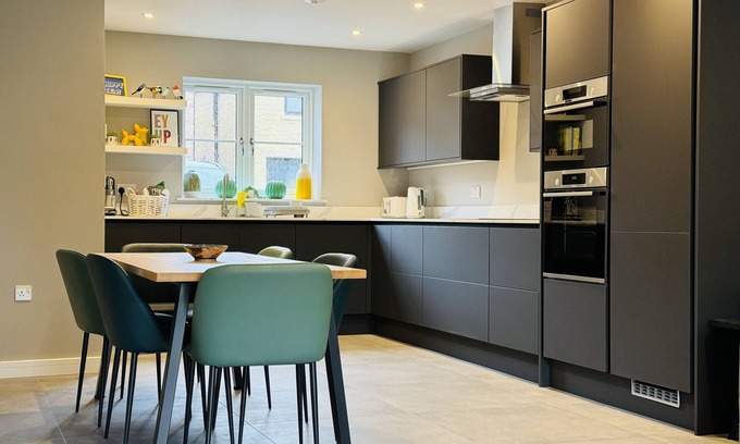 South Cave House | Lucky 13, Modern Living on the Yorkshire Wolds Way, UK
