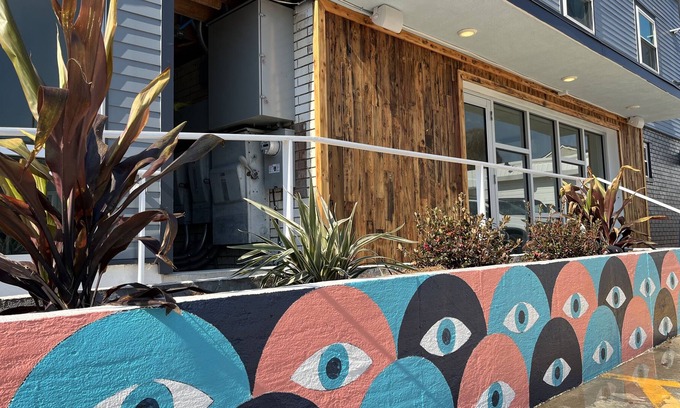 Tulane - Gravier Hotel | Lucky Inn