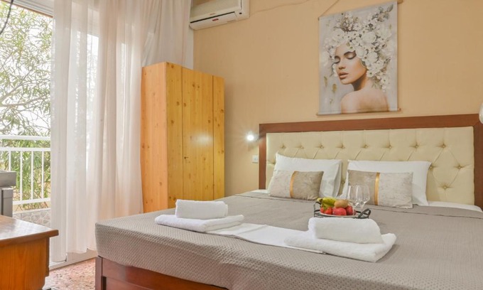 Potos Apartment | Lucky Rooms