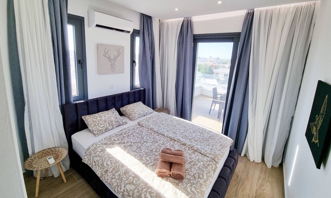 Sotira Apartment | Lucky Strike Apartment