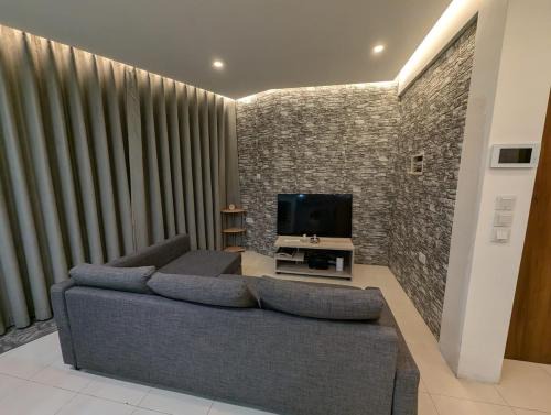 Zabbar Apartment | Lucky13 Luxury 2 BR penthouse