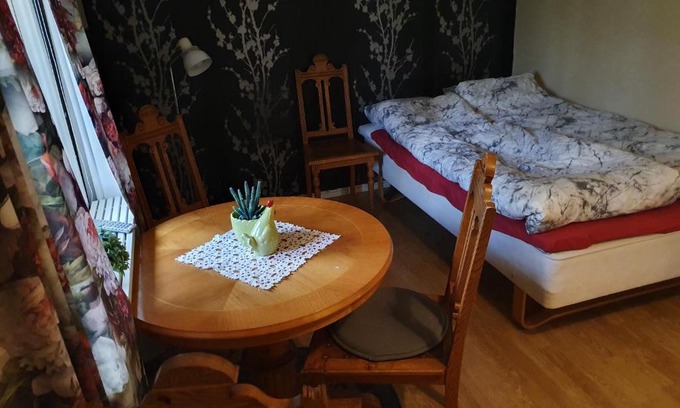 Ljungbyholm Apartment | Lugnt boende Intill Ljungbyån