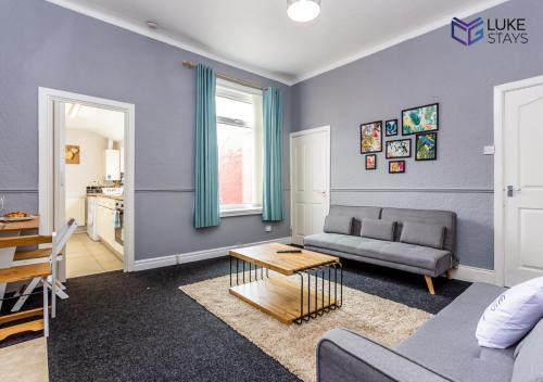Sunderland Apartment | Luke Stays - Nora Street