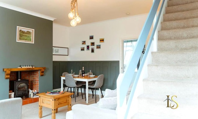 Stanley House | *Luke Stays Oswald Terrace*