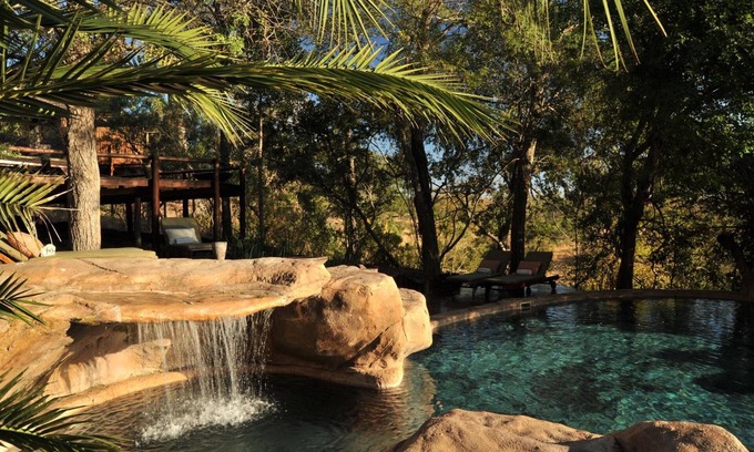 Buffelspruit Cabin | Lukimbi Safari Lodge