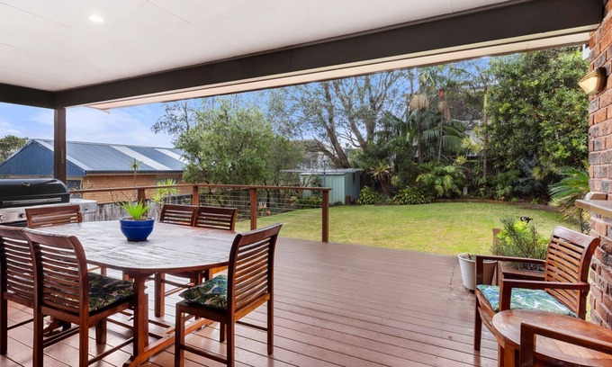 Culburra Beach House | Lumina - Fireplace - 3 Mins Walk to Beach