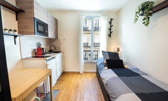 17th Arrondissement Apartment | Lumineux. Appartemt Batignolles/Opéra, Montmatre