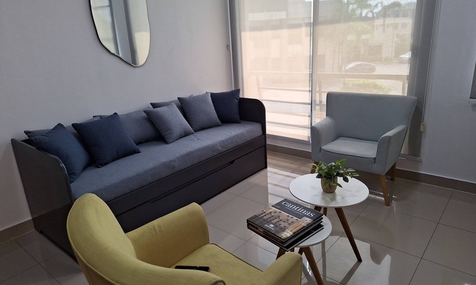 Samborondon Apartment | Luminoso, moderno, parqueo, piscina