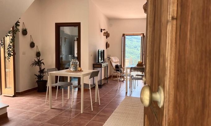 Sangineto Villa | Lumira Vista - Charm in the village, sea and relaxation
