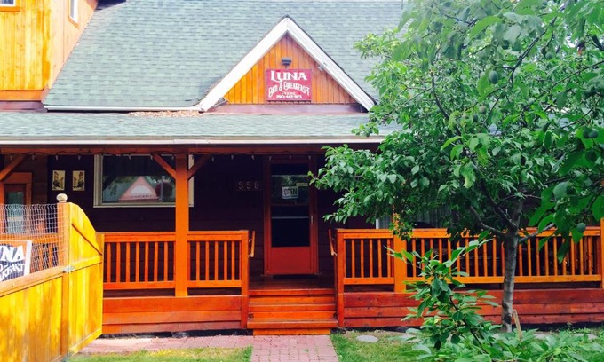 Grand Forks Bed & Breakfast | Luna Bed & Breakfast
