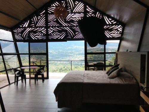 Silvania Other | Luna Creciente Refugio de Luz y Naturaleza