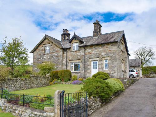 Carnforth House | Lupton Hall Cottages
