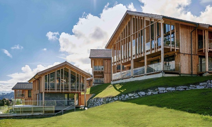 Haus im Ennstal Ski Chalet | Lush chalet with private sauna