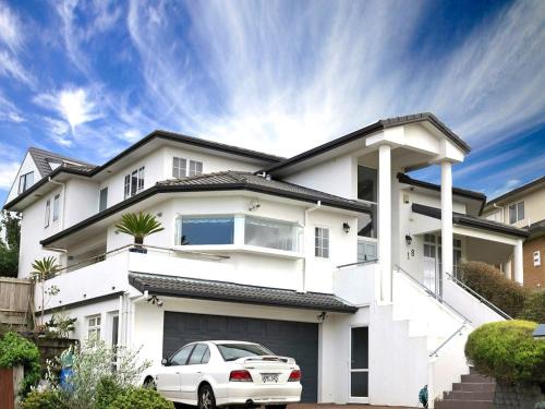 Henderson Bed & Breakfast | Lush & Co Auckland Bed & Breakfast