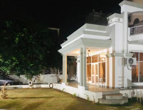 Sitapura House | Lush Green Retreat Private Pool & Garden Villa, Jaipur