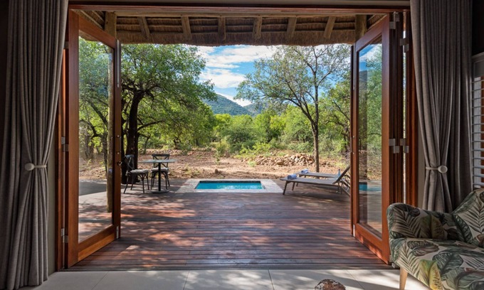 Pilanesberg National Park Cabin | Lush Private Game Lodge
