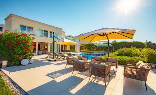 Crveni Vrh Villa | Lusso Mare Istria Luxury Beach villa