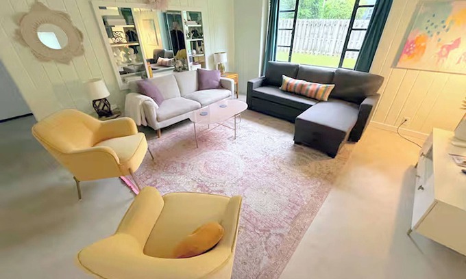 Bloomington House | Lustrous Lustron