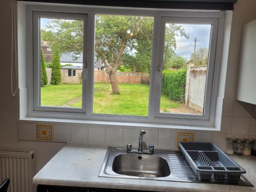 Luton Apartment | Luton City Escape - Modern 1BR Apartment