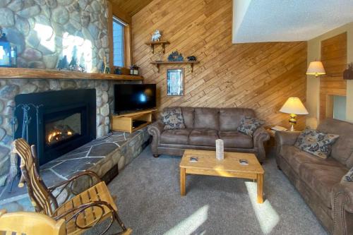 Lutsen House | Lutsen Mountain Townhome - 2 Mi to Lake Superior!
