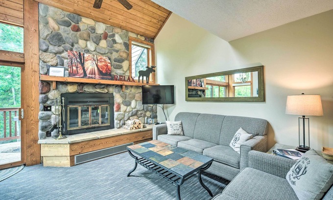 Lutsen House | Lutsen Mountains Retreat w/Resort Amenities!