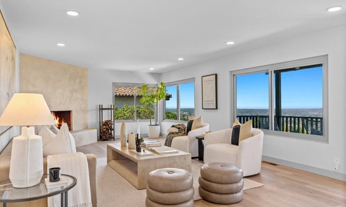 Del Cerro House | Lux 3M Estate Pool 16+ AC