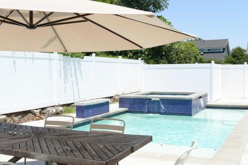Southwest Anaheim House | Lux 6BedRoom Villa with Salted Pool, Hot tub and near Disneyland