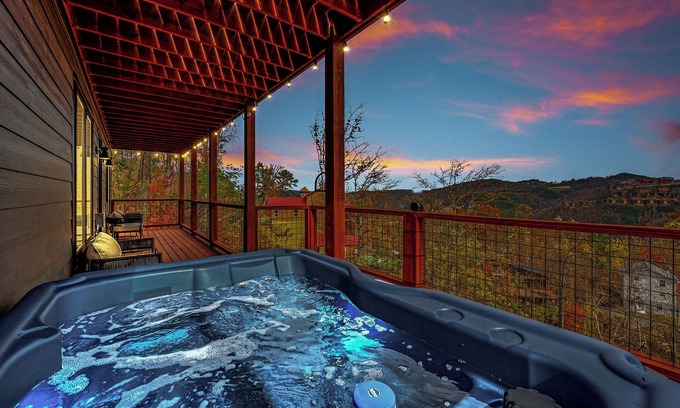 Chalet Village North Cabin | LUX Cabin EPIC Mountain VIEW! Theater! Game Room! Hot Tub with GORGEOUS VIEW!