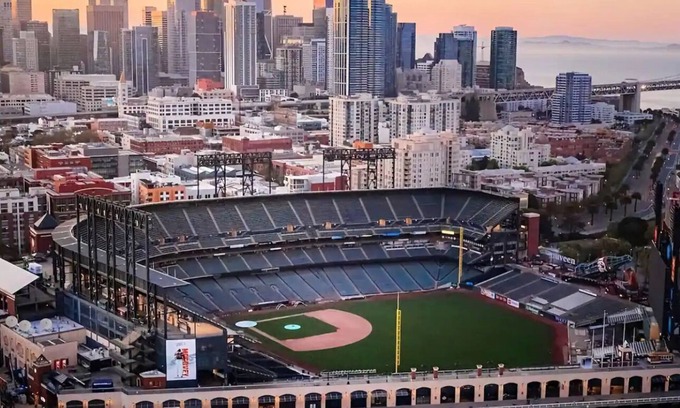 China Basin Condo | Lux Condo in Premier Location with Iconic Views of SF