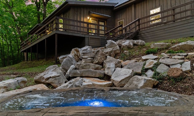 Marshall House | Lux Family Lodge Boulder H/T Near Buffalo River