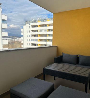 Zagreb Apartment | Lux Hill Skyline - Free Private PARKING