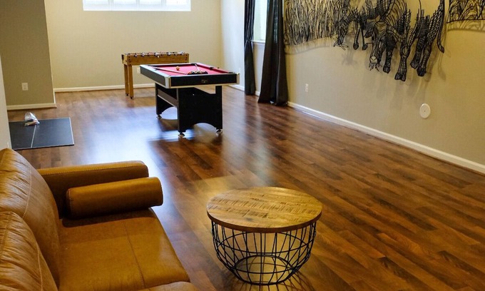 Ashburn House | LUX HOME 5 BD, GIFT CARD, GAME ROOM, and more!