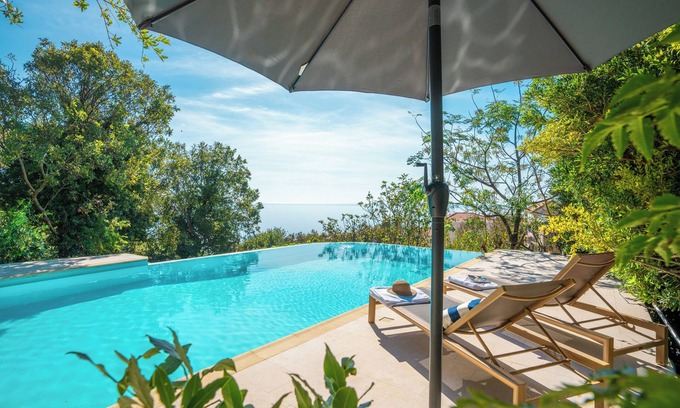 Krstac Villa | LUX - Infinity pool Villa with Sea Views and a Beach with 10-15 minutes walk.