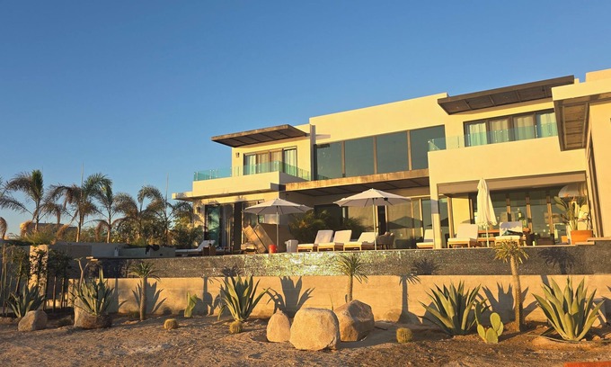 El Sargento House | Lux New Home Pickleball, LapPool, Jacuzzi, Sauna, Cold Plunge. 1/2M Beach-Trail
