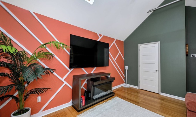 Ohio City House | Lux Ohio City Gem