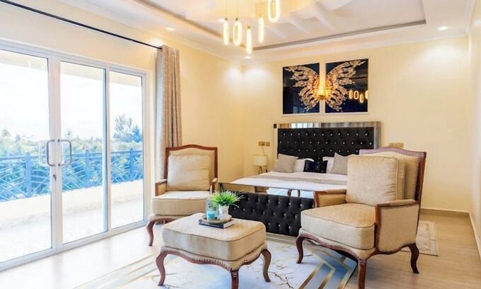 Naivasha House | Lux Suites Golden View Manor Naivasha