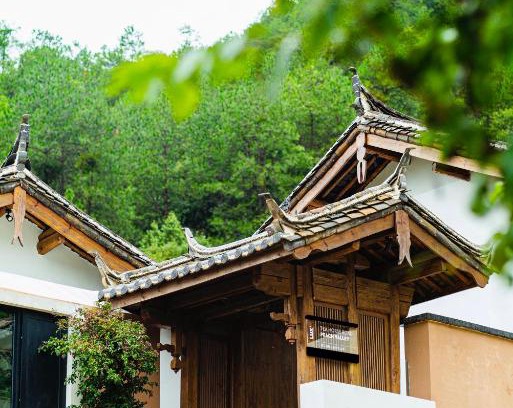 Yulong Hotel | LUX* Tea Horse Road Peach Valley